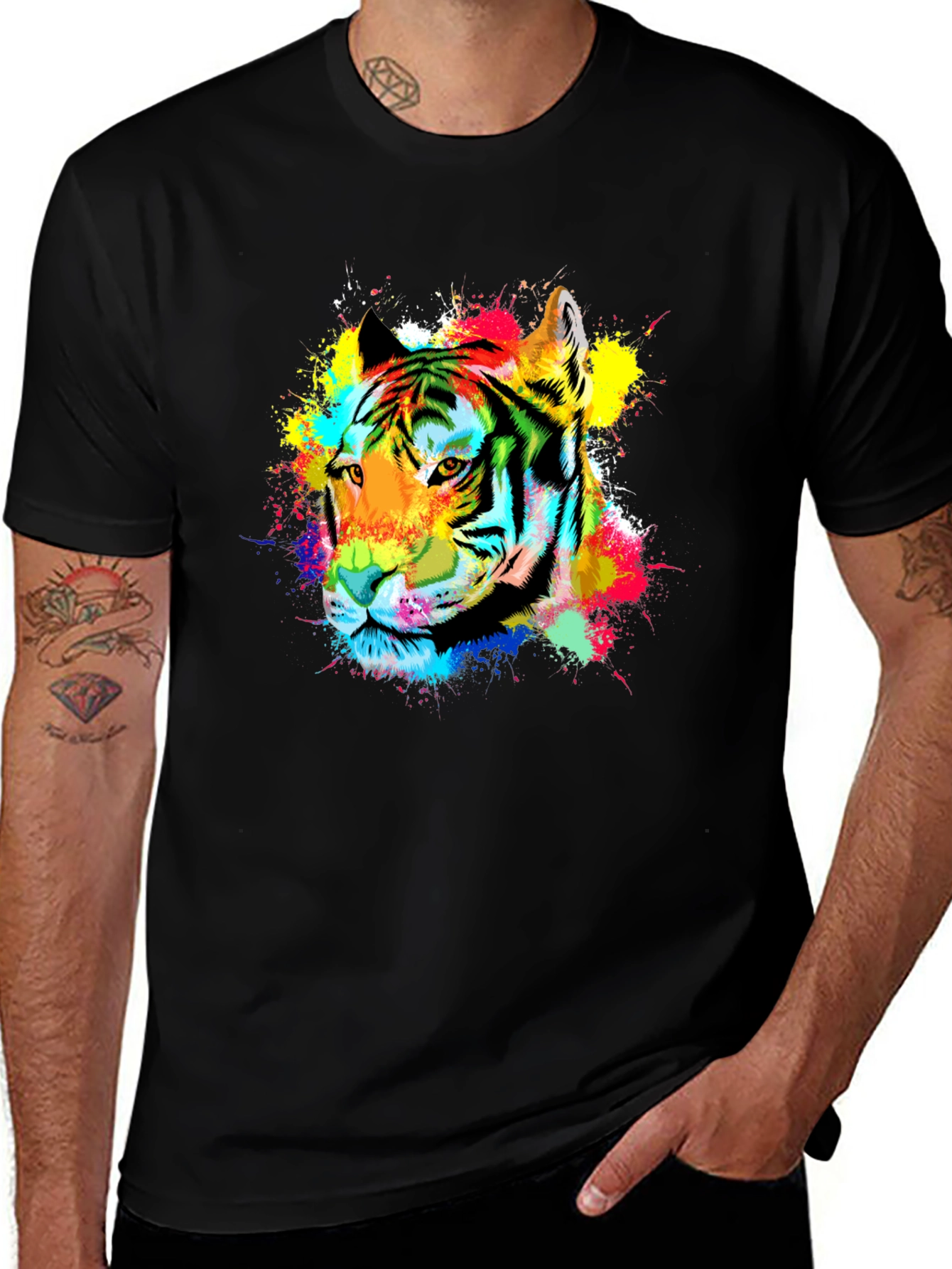 Vibrant Tiger Graphic Tee - Black Cotton Blend
