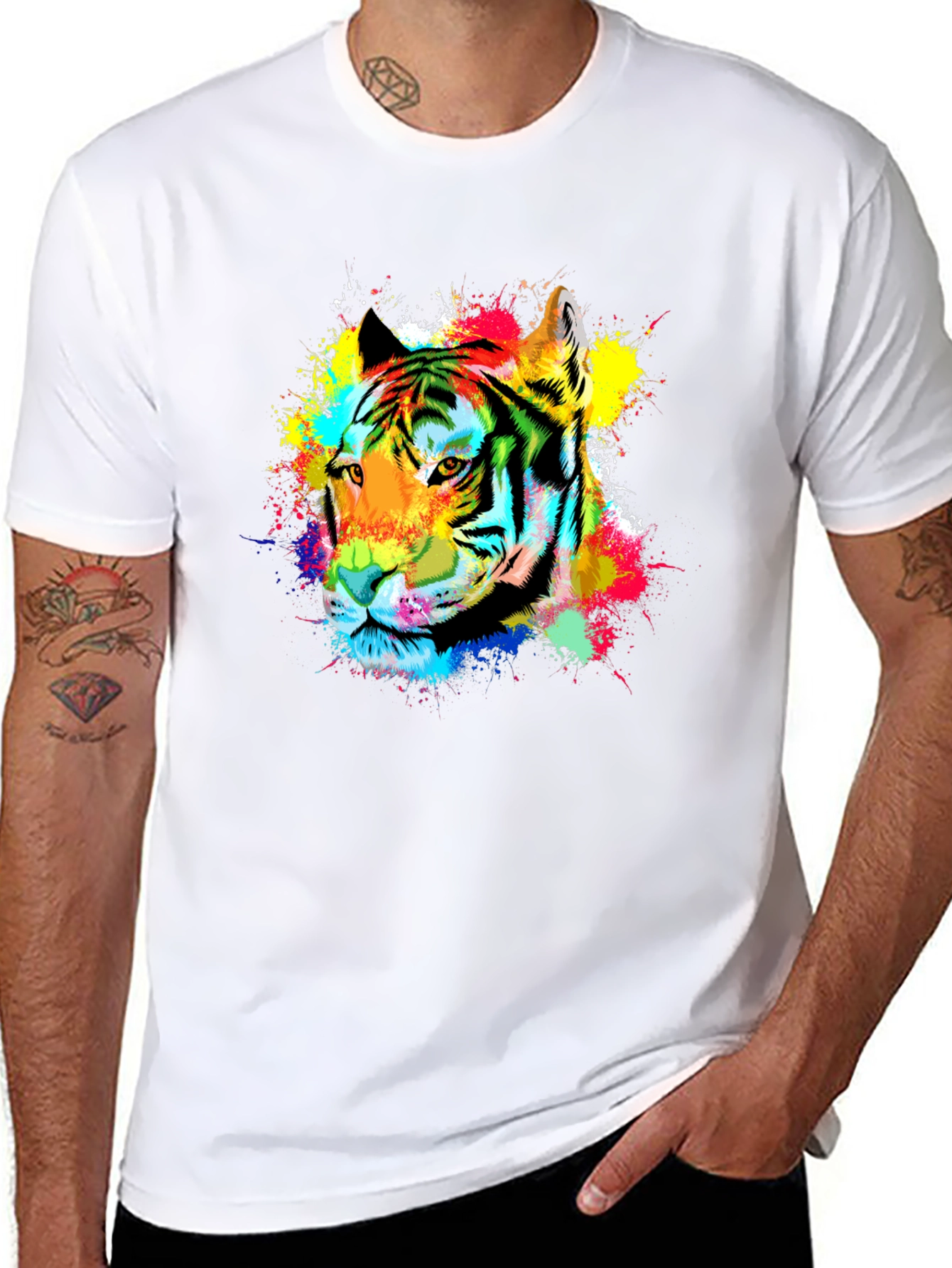 Vibrant Tiger Graphic Tee - Black Cotton Blend