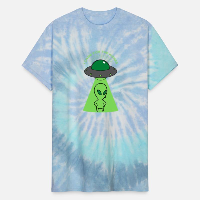Beam Me Up, Scotty! This Green Alien Is Ready