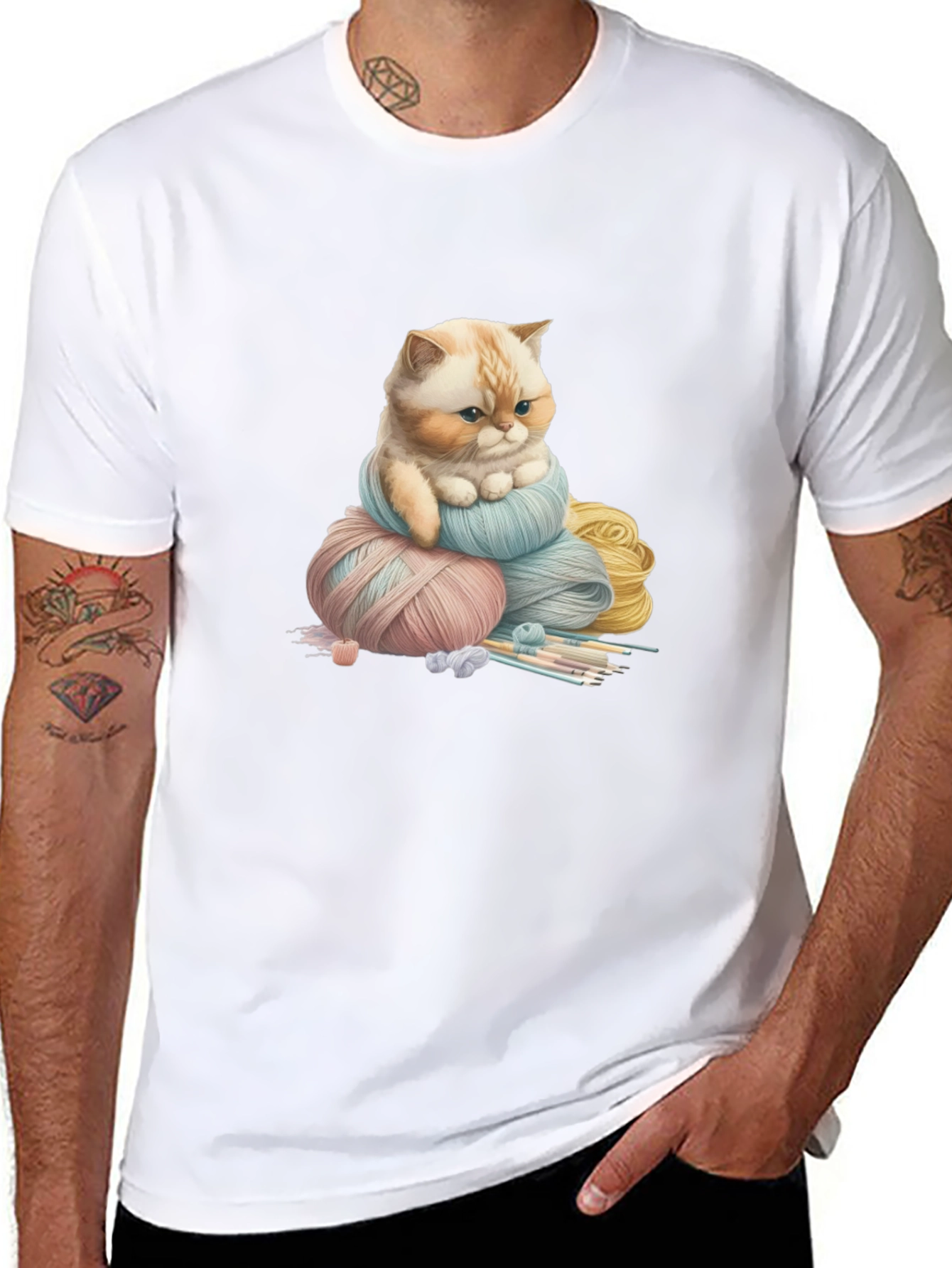 Cute Cat Kitten Yarn Ball Black T-Shirt