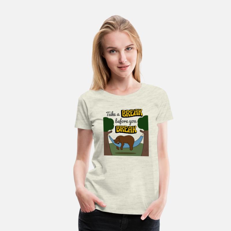 Illustration bear in hammock