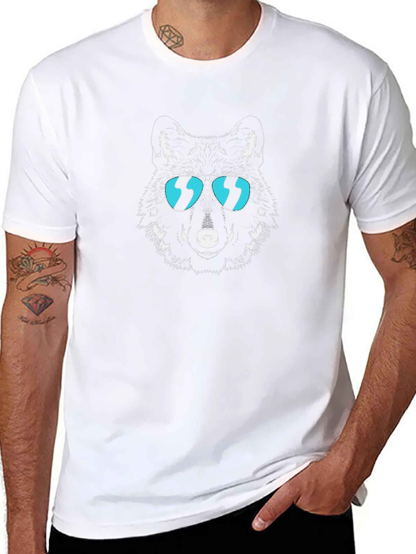 Cool Wolf Graphic Tee - Stylish Black T-Shirt